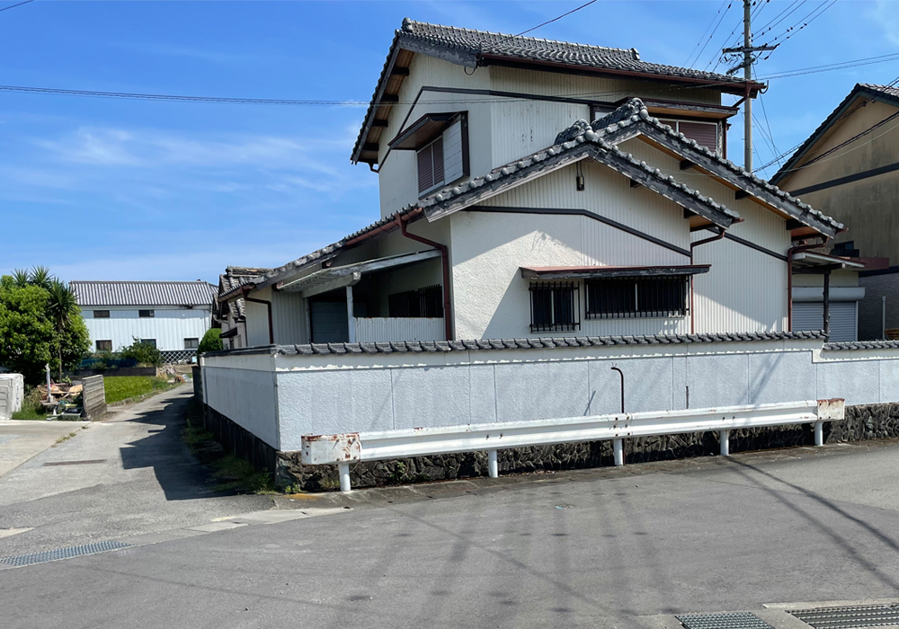 現地