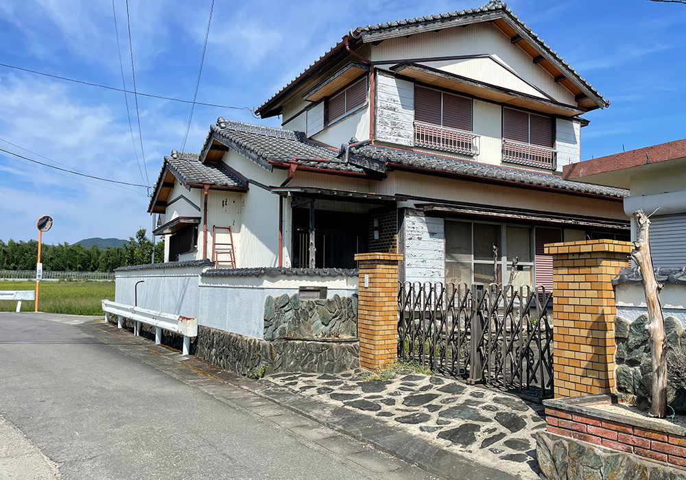 現地